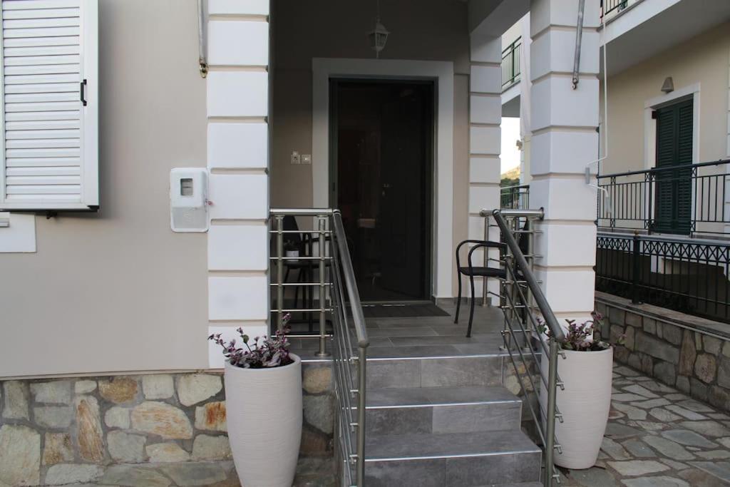 Holiday home Panos Modern *